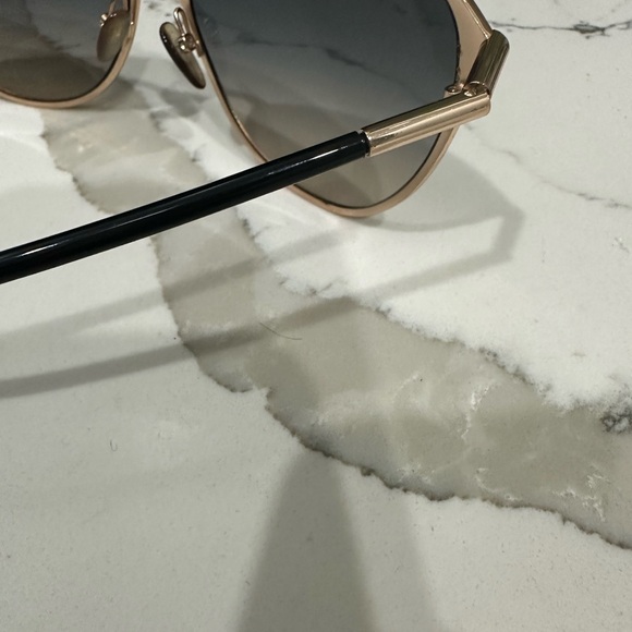 AUTHENTIC: TOM FORD sunglasses - Picture 2 of 8